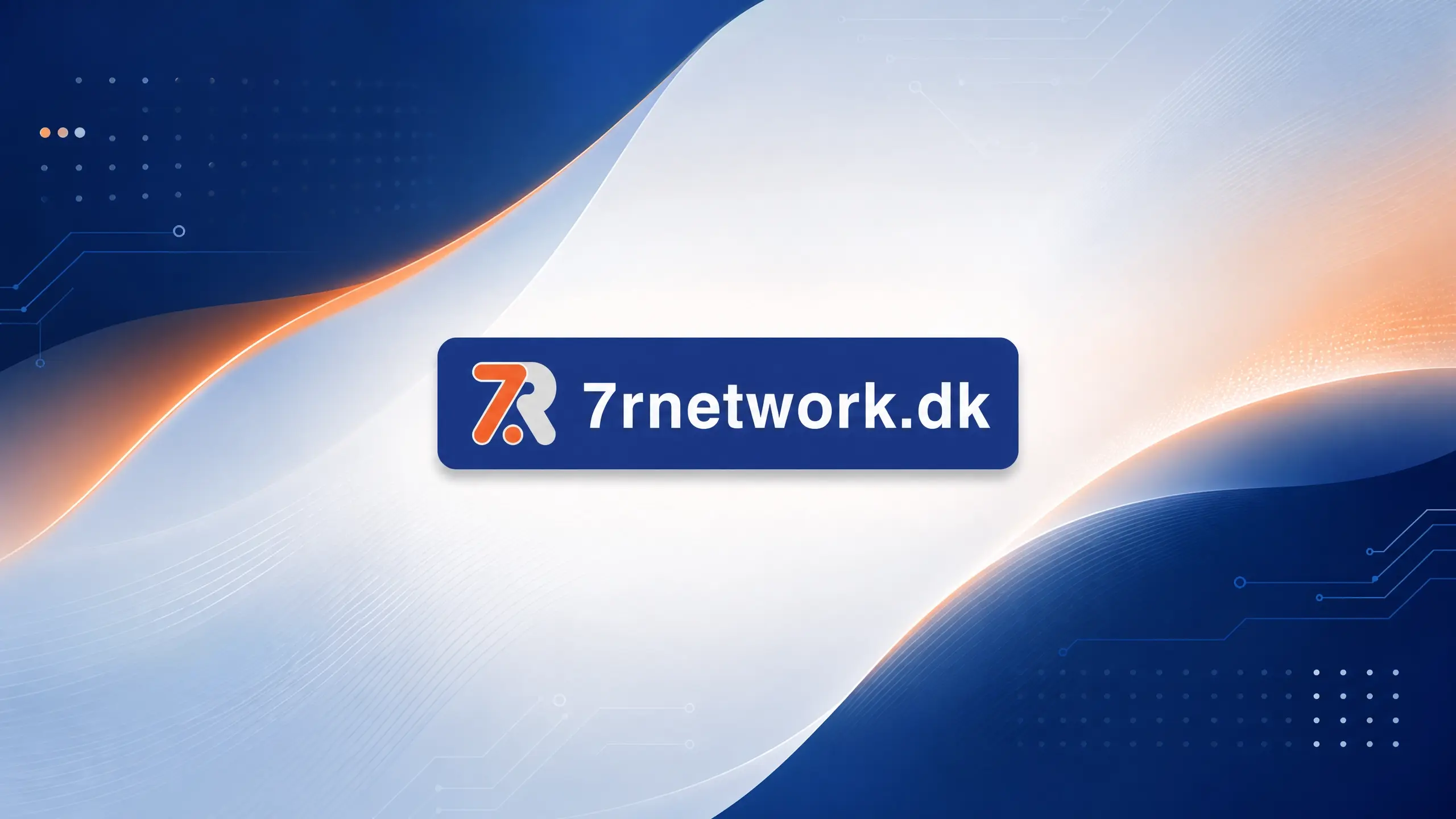 7R Network tekniker arbejder med netværksudstyr
